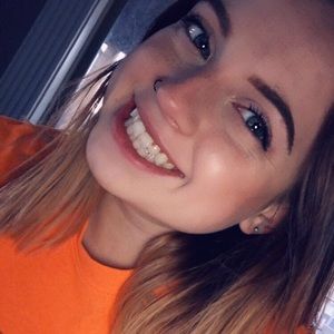 Meet your Posher, Kenna